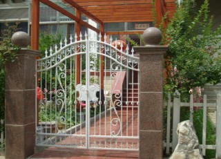 噴塑鐵藝護欄 噴塑鐵藝護欄