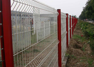 三角折彎護(hù)欄網(wǎng) 三角折彎護(hù)欄網(wǎng)